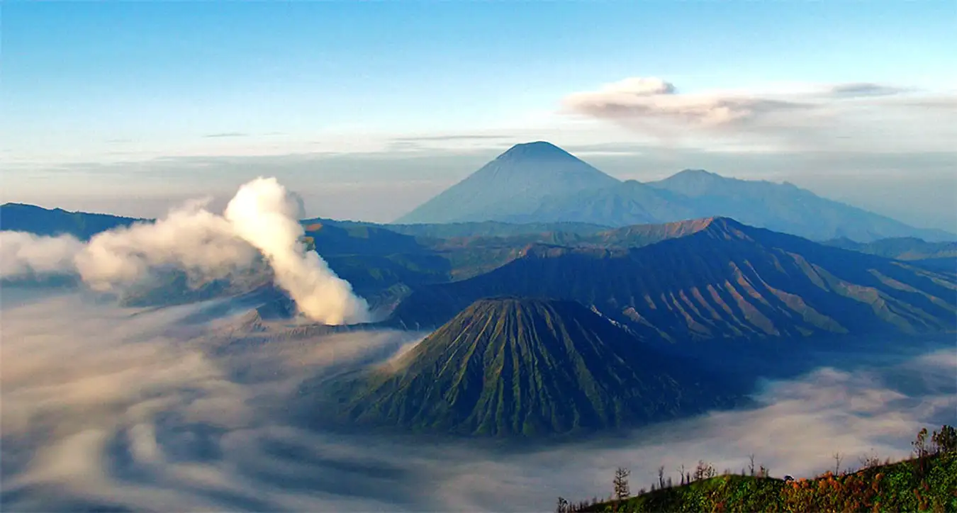 Alam Indonesia | 10 Wisata Alam Indonesia Paling Indah & Terbaik